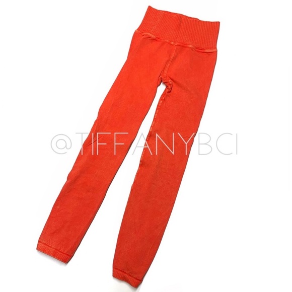 Free People Movement Good Karma Leggings Red Apple - Picture 5 of 16